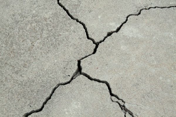 Cost of Cracked Concrete Repair in Eden Prairie